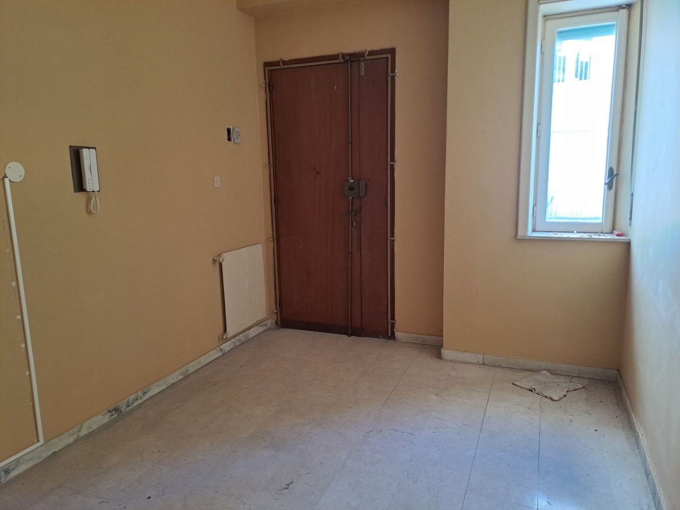 5 rooms Apartment in Augusta, Italy No. 135619