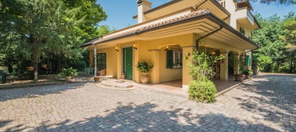 12-Zimmer Villa in Fano, Italy, Nr. 227066 2