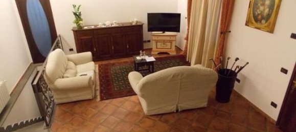 5-salle Villa à Rosignano Marittimo, Italy No. 252594 3