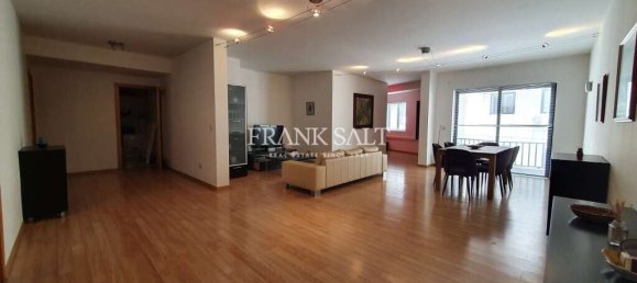 2 Schlafzimmer Wohnung in Saint Julian's, Malta, Nr. 7151 3