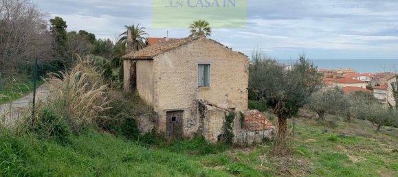  قطعة أرض في Silvi, Italy 9805متر مربع رقم 74456 42