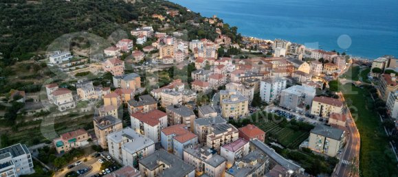 Квартира с 2 спальнями в Борджо Верецци, Италия № 53808 31