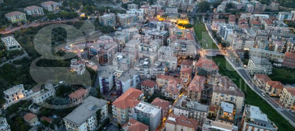 Квартира с 2 спальнями в Борджо Верецци, Италия № 53808 24