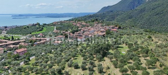 3 bedrooms Villa in Toscolano Maderno, Italy No. 326520 12