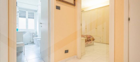 Apartamento de 3 divisões em Rome, Italy N.º 17918 5