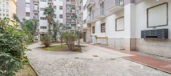 Apartamento de 3 divisões em Rome, Italy N.º 17918 36