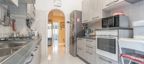 Apartamento de 3 divisões em Rome, Italy N.º 17918 32