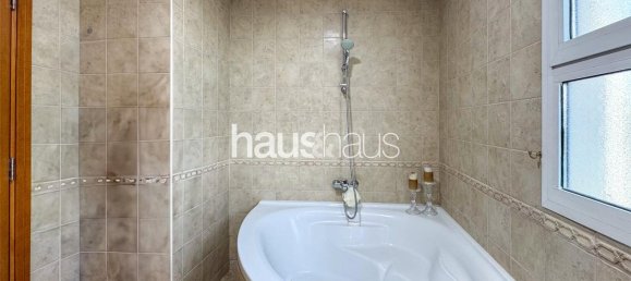 Apartamento de 3 dormitorios en Dubai Investment Park, UAE No. 100071 15