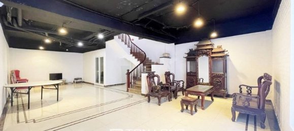 Вилла с 4 спальнями в Лонгбьен, Вьетнам № 682 5