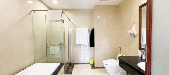 Вилла с 4 спальнями в Лонгбьен, Вьетнам № 682 14