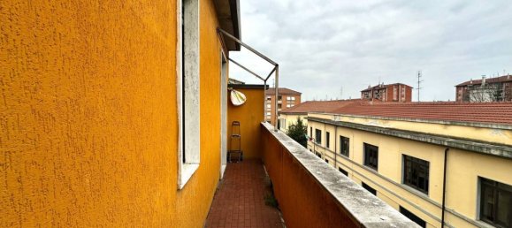 2 bedrooms Apartment in Milan, Italy No. 247630 18