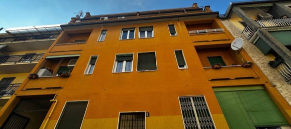 2 bedrooms Apartment in Milan, Italy No. 247630 31
