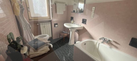 Apartamento de 4 habitaciónes en Pescara, Italy No. 20252 5