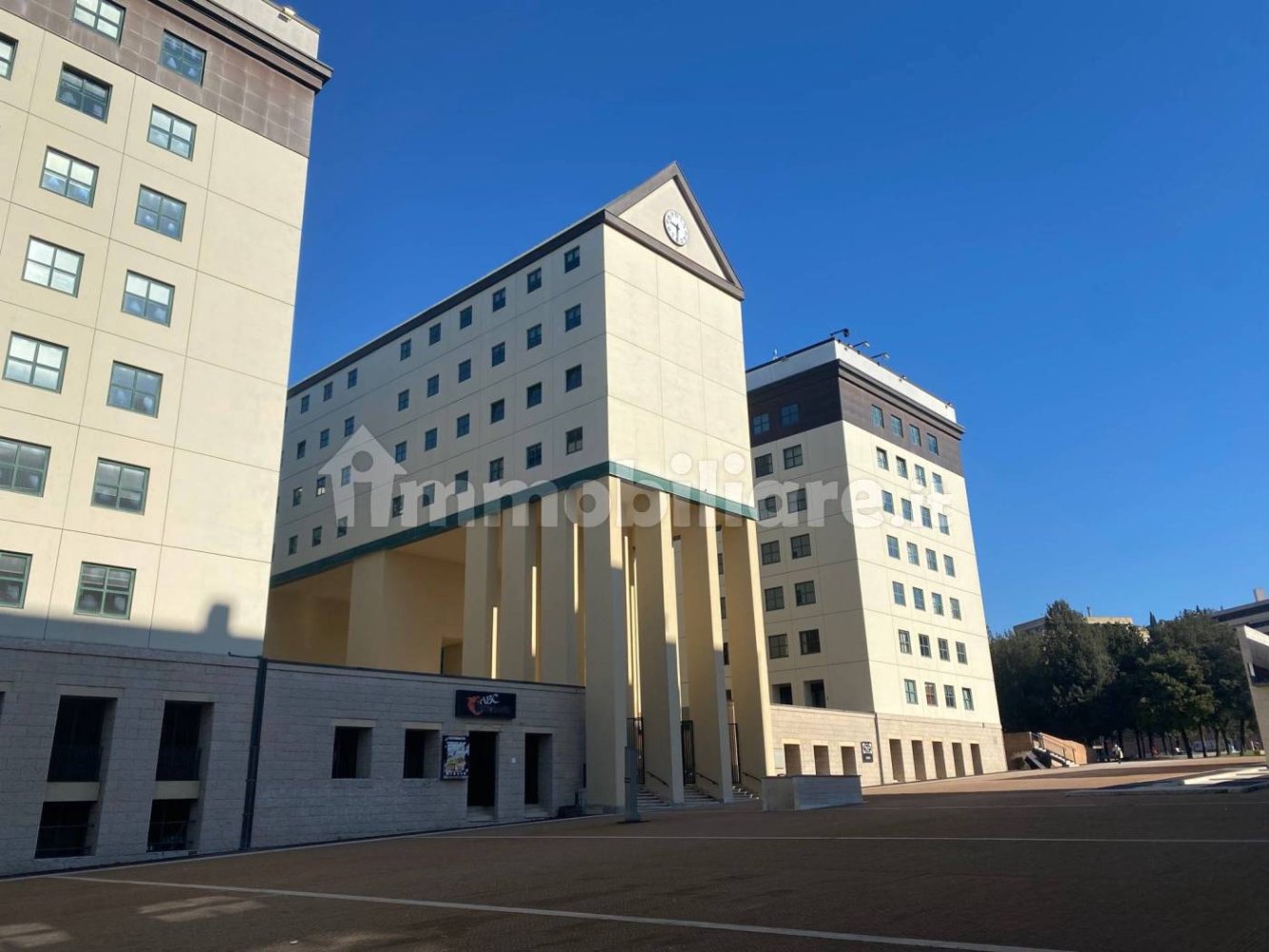 5-Zimmer Büro in Perugia, Italy, Nr. 78055