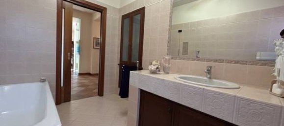 4 bedrooms Apartment in Palazzolo sull'Oglio, Italy No. 221799 24