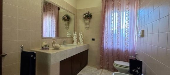 4 bedrooms Apartment in Palazzolo sull'Oglio, Italy No. 221799 25