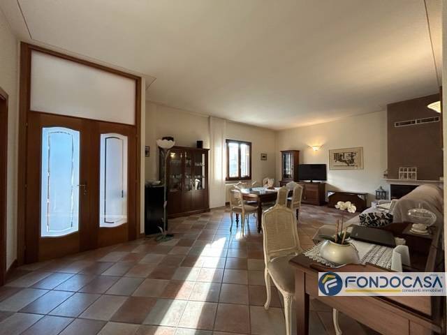 4 bedrooms Apartment in Palazzolo sull'Oglio, Italy No. 221799
