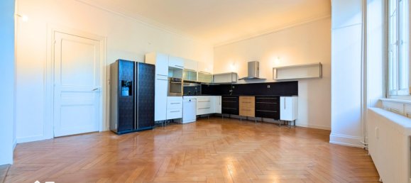 3 bedrooms Apartment in Mulhouse, France No. 93128 4