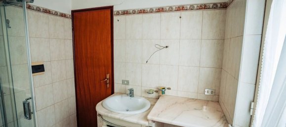 3غرفة شقة في Reggio Calabria, Italy رقم 39245 12