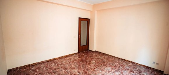 3غرفة شقة في Reggio Calabria, Italy رقم 39245 3