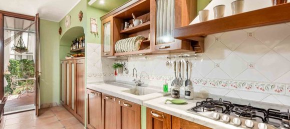 Villa de 11 divisões em Carrara, Italy N.º 273063 38