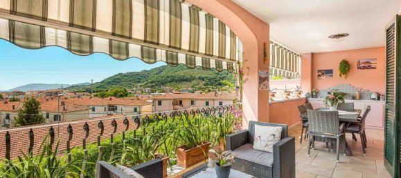 Villa de 11 divisões em Carrara, Italy N.º 273063 6