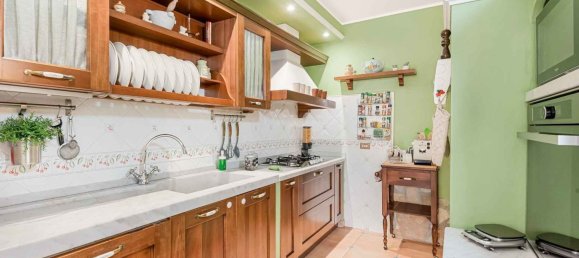 Villa de 11 divisões em Carrara, Italy N.º 273063 37