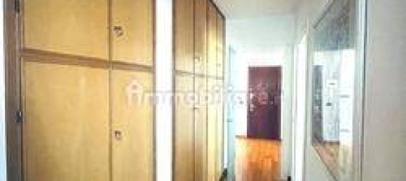 Apartamento T3 em Udine, Italy N.º 375352 4