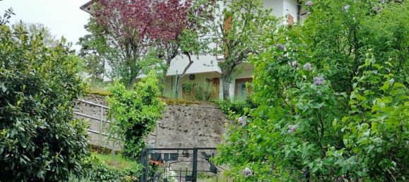 Дом с 6 комнатами в Сан Марчелло Пистойезе, Италия № 273814 6