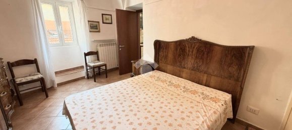 2 bedrooms House in Cipressa, Italy No. 304236 18