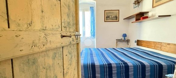 2 bedrooms House in Cipressa, Italy No. 304236 11