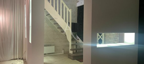 Коммерческая недвижимость 290м² в Нансе, Франция № 82423 5