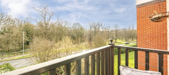 2 bedrooms Apartment in London, United Kingdom No. 12944 3