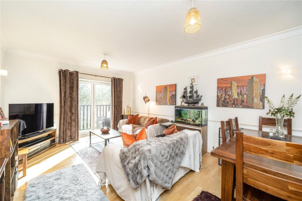 2 bedrooms Apartment in London, United Kingdom No. 12944