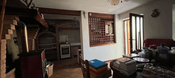 3 bedrooms House in Tarzo, Italy No. 372679 11