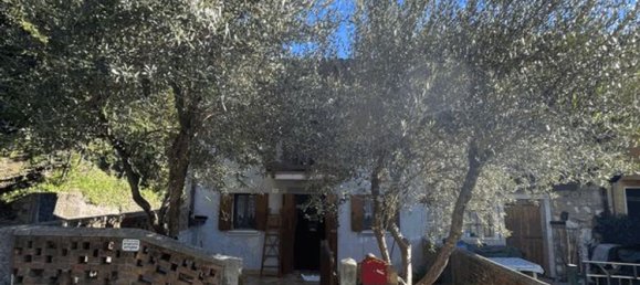 3 bedrooms House in Tarzo, Italy No. 372679 2