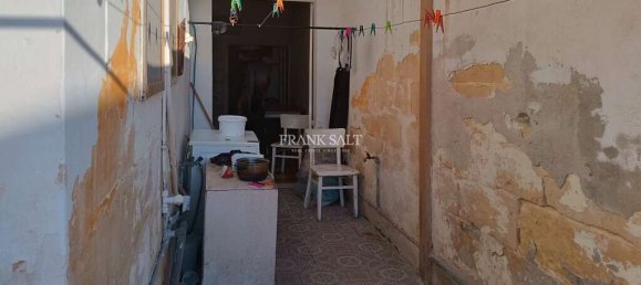 Таунхаус с 3 спальнями в Паола, Мальта № 2018 8