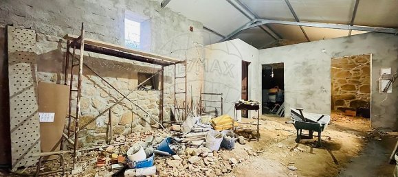 2 bedrooms House in Fundao, Portugal No. 43952 5