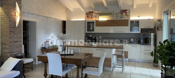 4 bedrooms Villa in Correzzola, Italy No. 375947 5