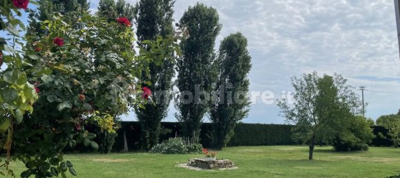 4 bedrooms Villa in Correzzola, Italy No. 375947 23