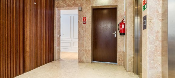 2 bedrooms Apartment in Lisbon, Portugal No. 132361 3