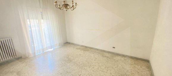2 rooms Apartment in Bari, Italy No. 17749 7