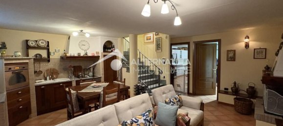 8-salle Maison à Calci, Italy No. 38880 46