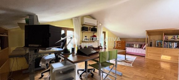 8-salle Maison à Calci, Italy No. 38880 41