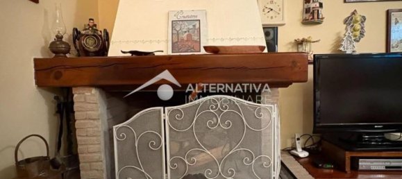 8-salle Maison à Calci, Italy No. 38880 48