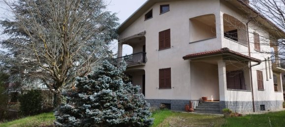 Вилла с 8 комнатами в Каприата д'Орба, Италия № 147459 4