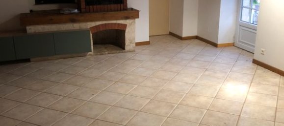 3 Schlafzimmer Haus in Plaimpied-Givaudins, France, Nr. 277718 3