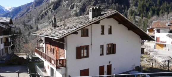 Villa de 10 divisões em Gaby, Italy N.º 86215 17