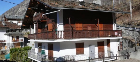 Villa de 10 divisões em Gaby, Italy N.º 86215 14