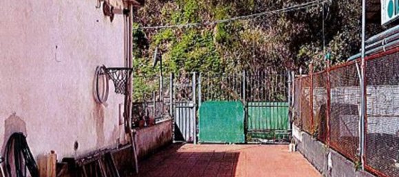 5 rooms Apartment in Genoa, Italy No. 187048 7